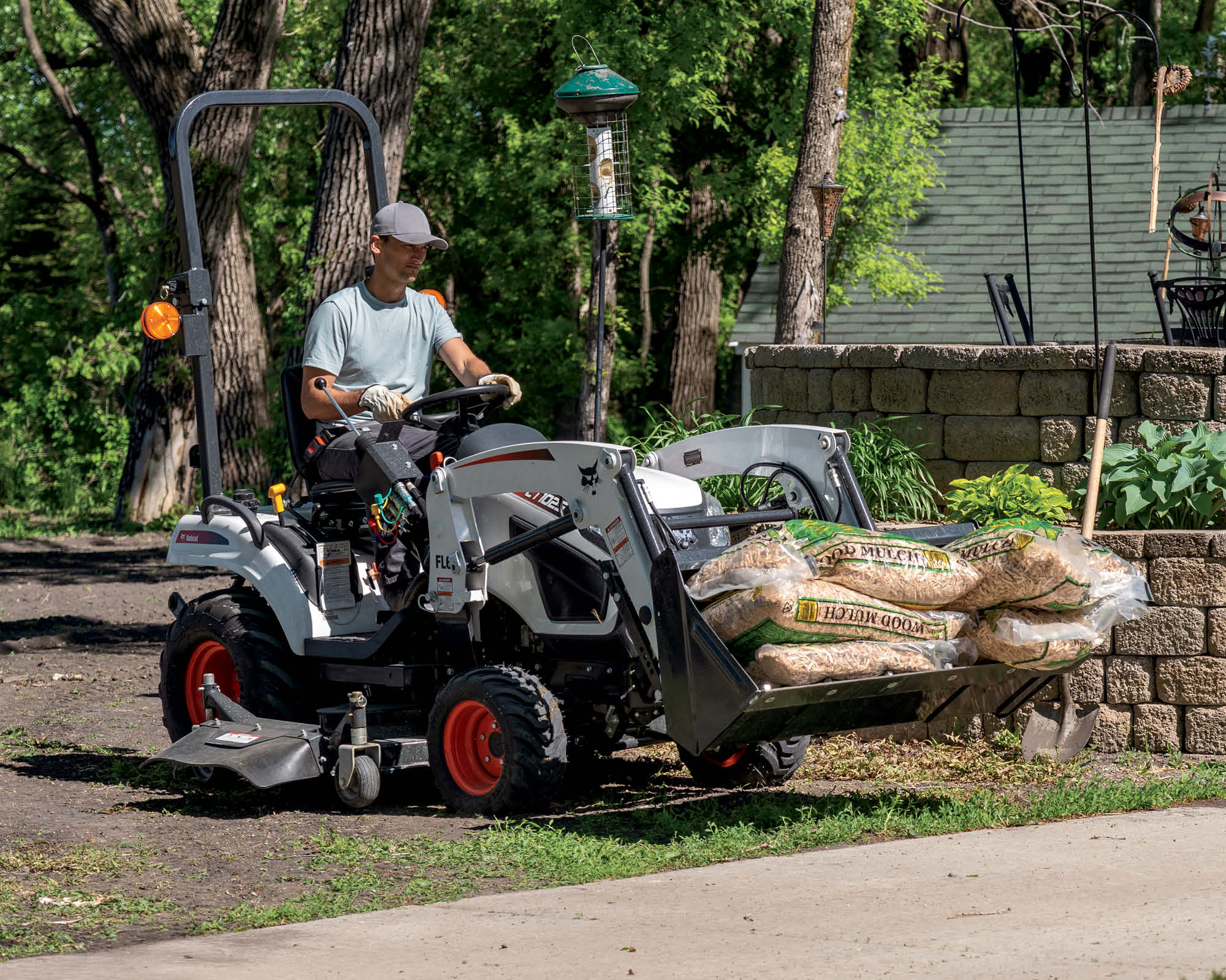 Bobcat CT1025 Compact Tractor Delecca's