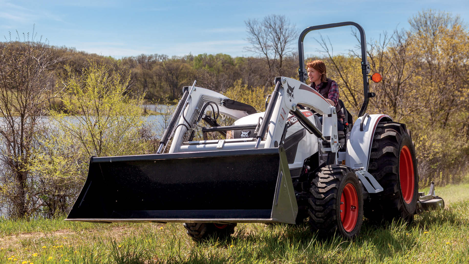 Bobcat CT4055 Compact Tractor | Delecca's
