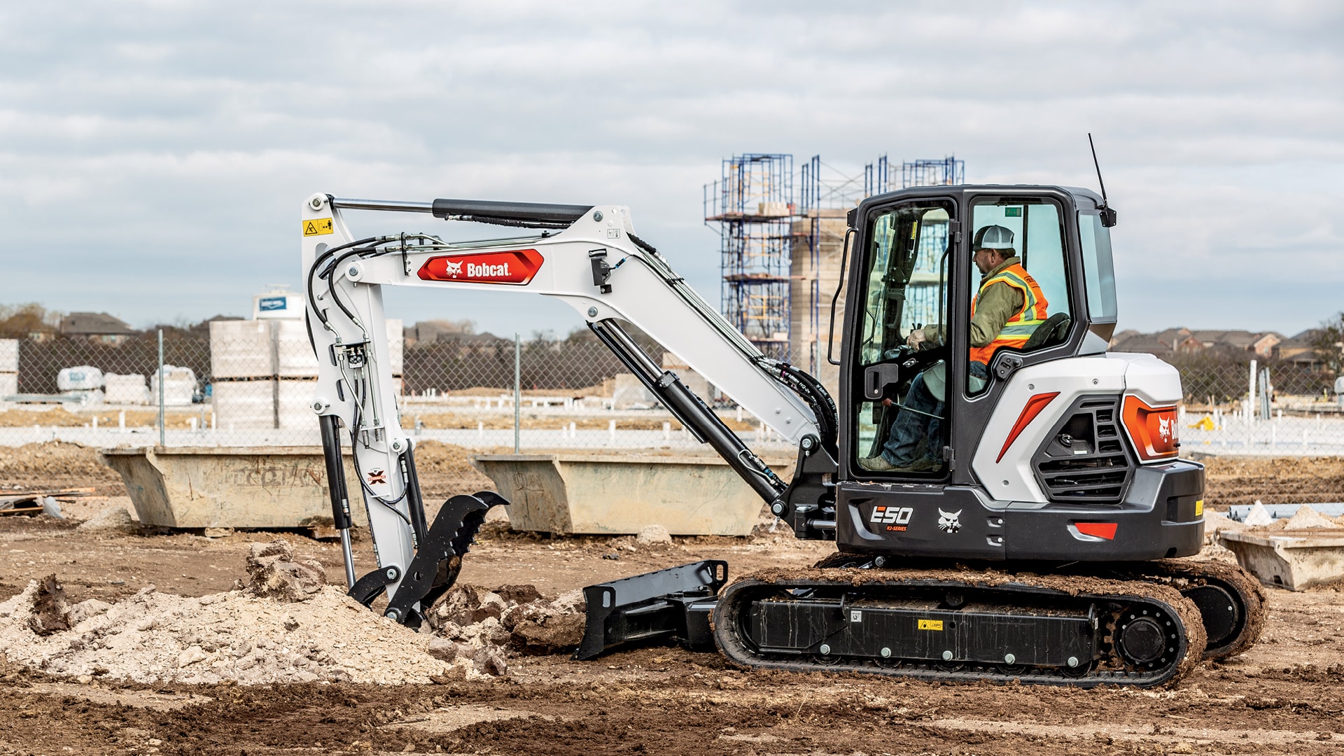 Bobcat E50 mini excavator — 5-tonne zero tail swing excavator for urban and confined site work
