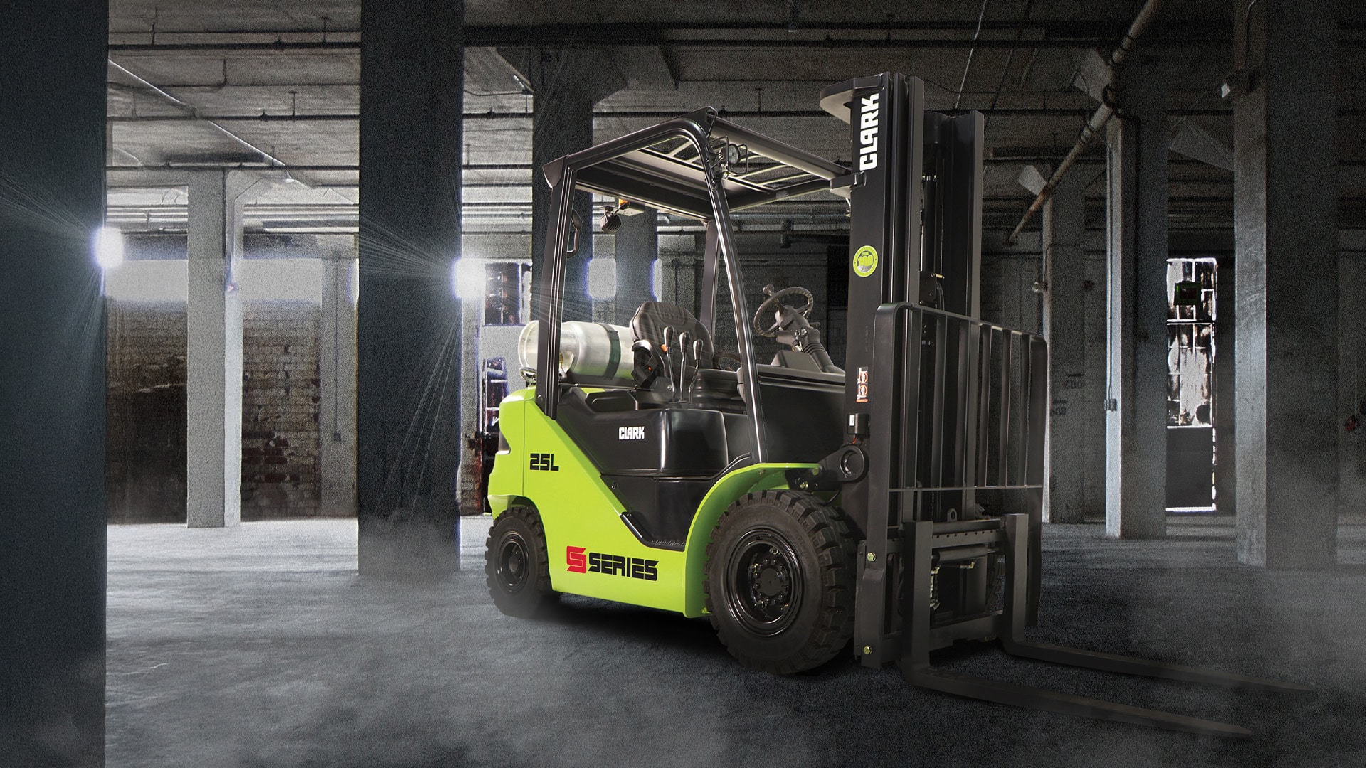 Clark S Series Forklifts | Delecca's